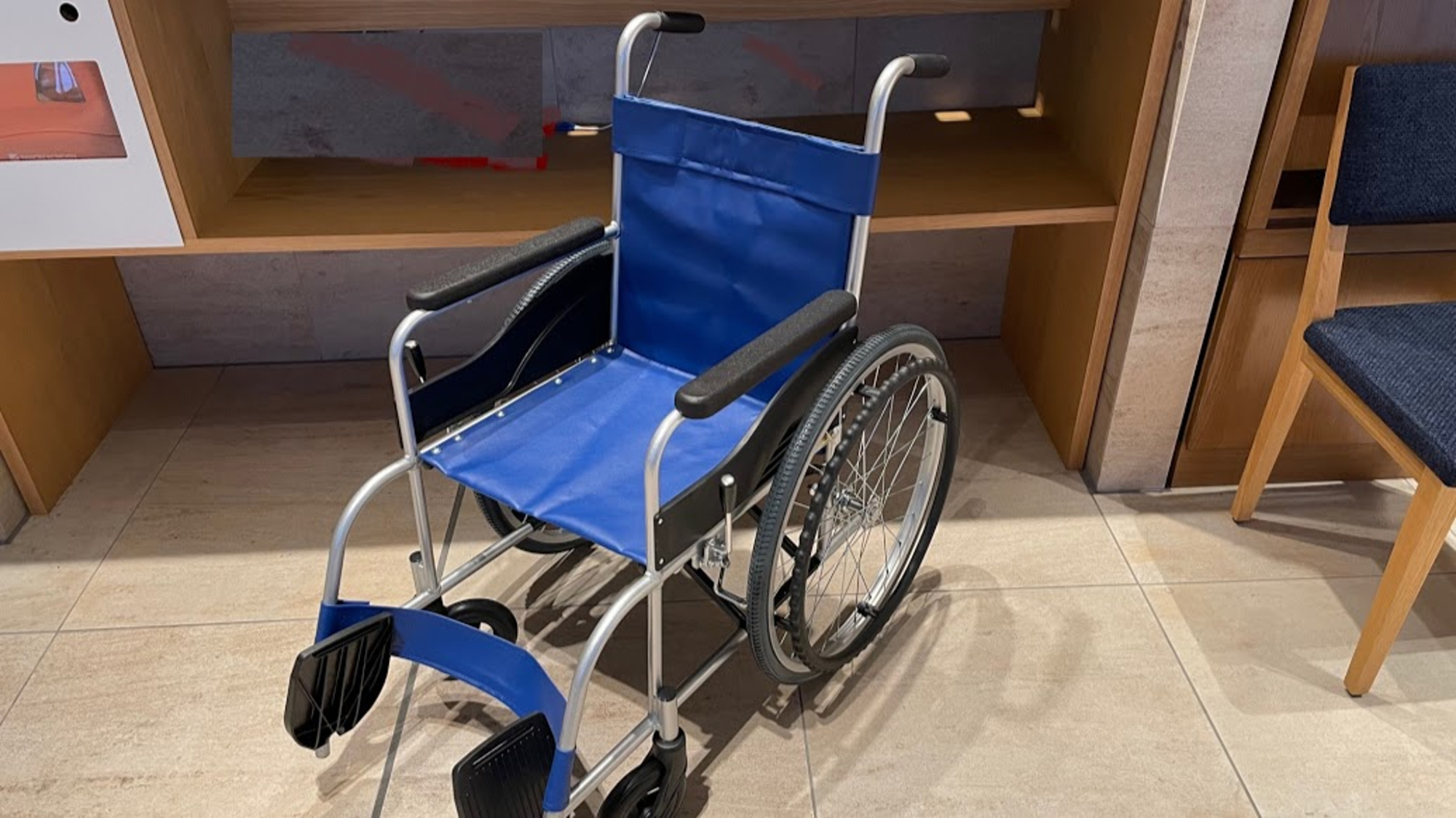 【貸出備品】車イス